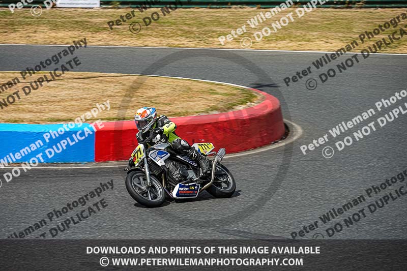 enduro digital images;event digital images;eventdigitalimages;mallory park;mallory park photographs;mallory park trackday;mallory park trackday photographs;no limits trackdays;peter wileman photography;racing digital images;trackday digital images;trackday photos